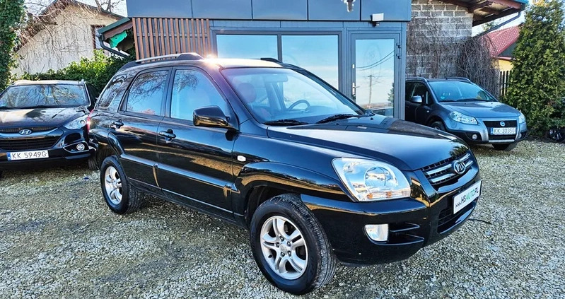 Kia Sportage cena 18700 przebieg: 242000, rok produkcji 2006 z Kielce małe 781